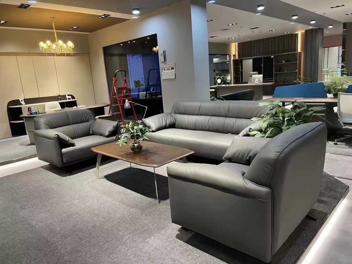 This modern office lounge area is designed very thoughtfully.